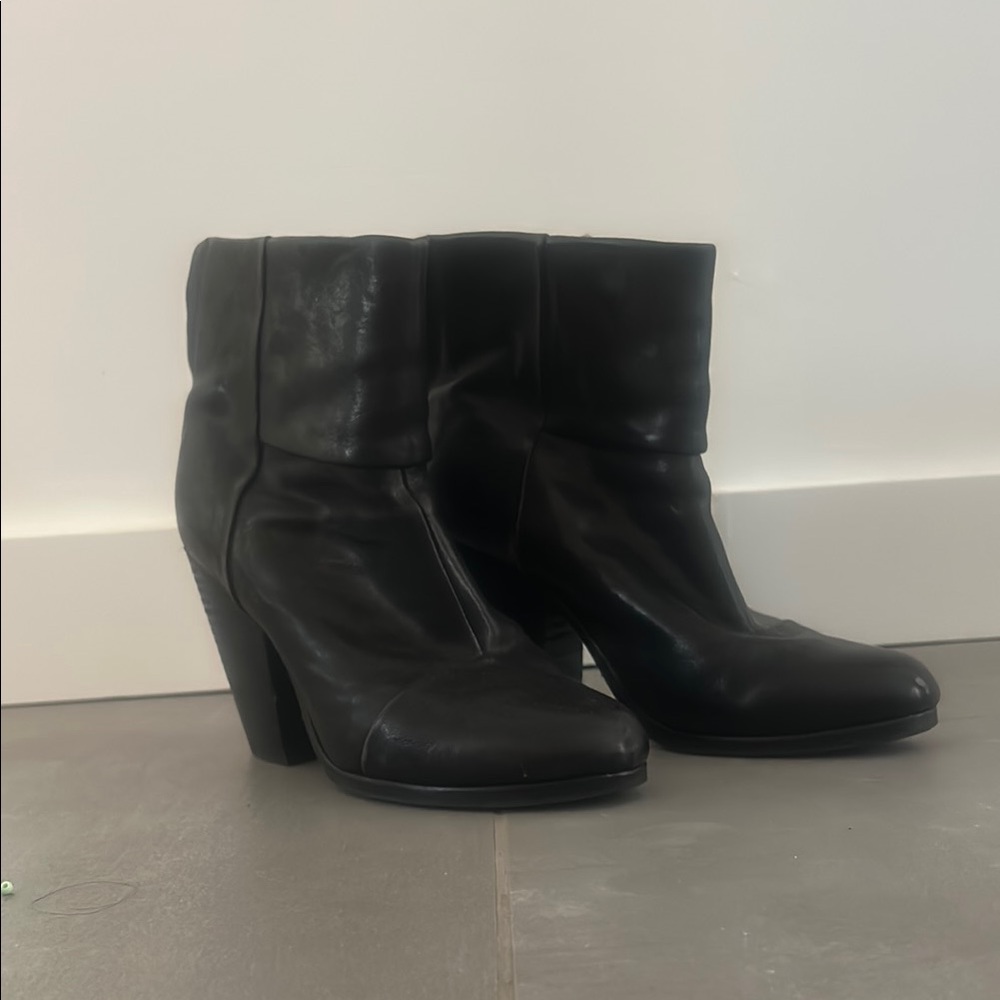 Rag & Bone Black Heeled Boots Sleek Modern Design